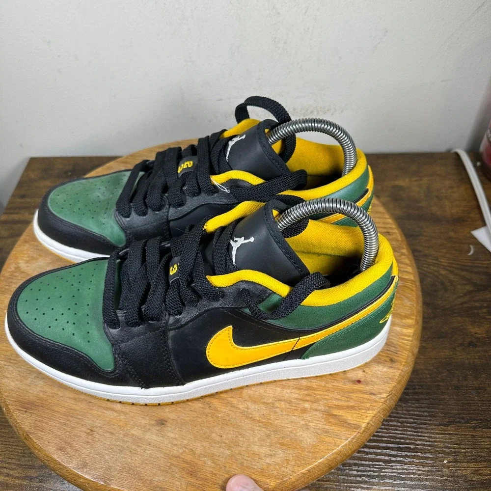 Jordan 1 Low Sonics Noble Green University Gold Black 553558-037 Mens Size 9_3